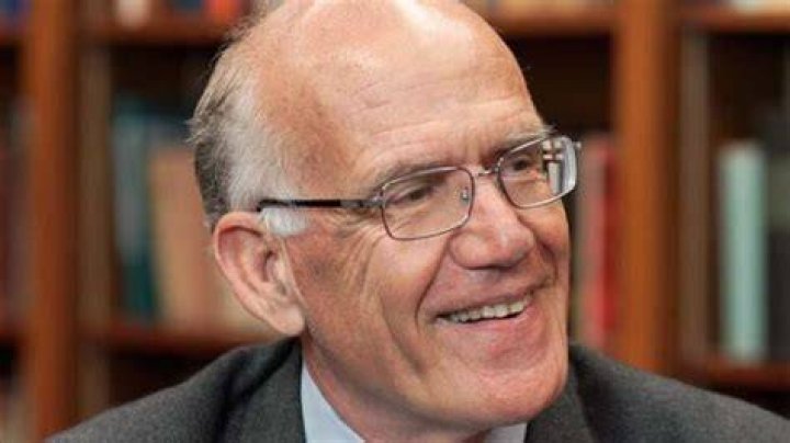 Victor Davis Hanson's Net Worth, Age, Wife, and Bio Blink Techno